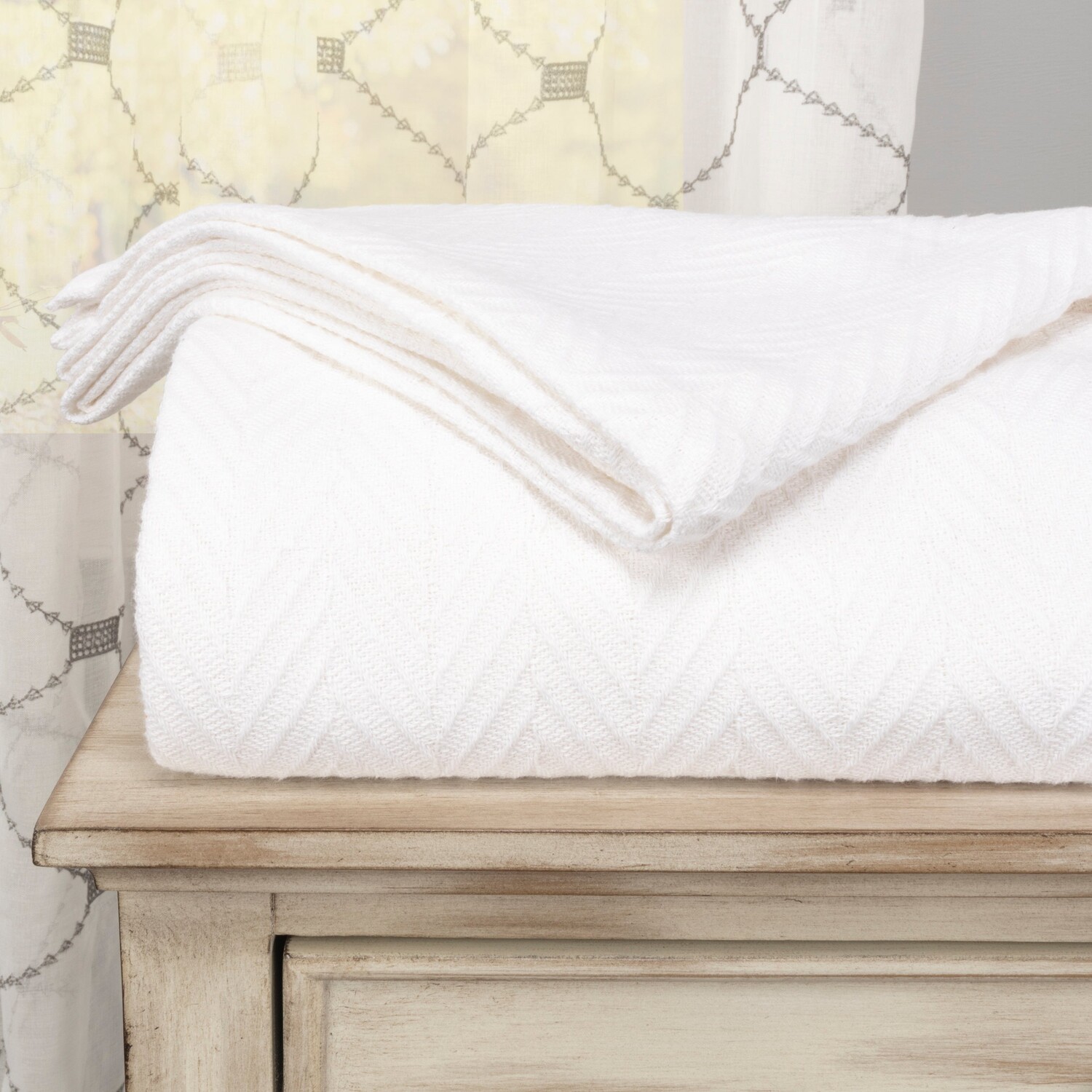 

Хлопковое одеяло Metro Zig-Zag Chevron от Superior, цвет White