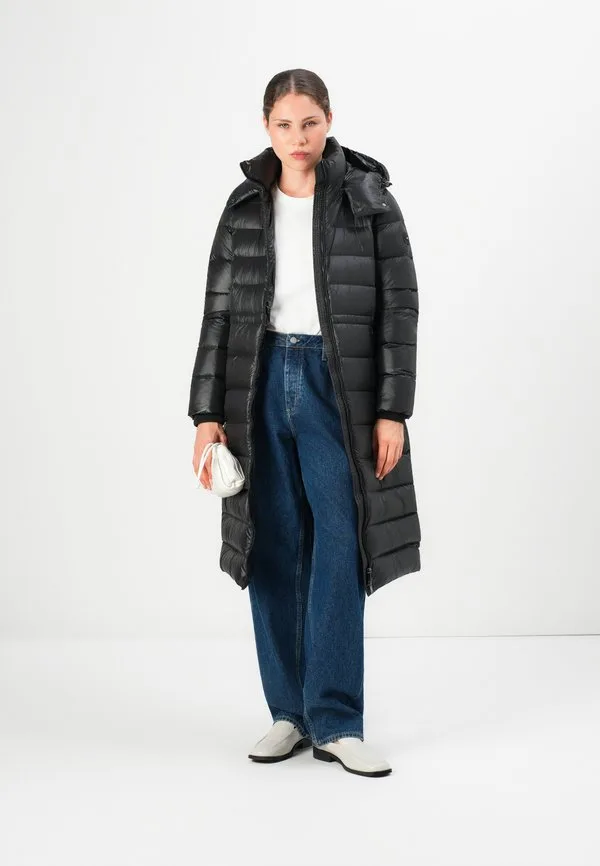 Глянцевая зимняя куртка-макси с высокой талией и пуховым поясом Tommy Hilfiger, Black — фото 2