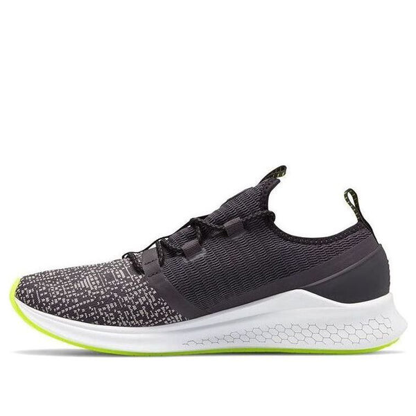 

Кроссовки свежие пены lazr спорт New Balance, черный