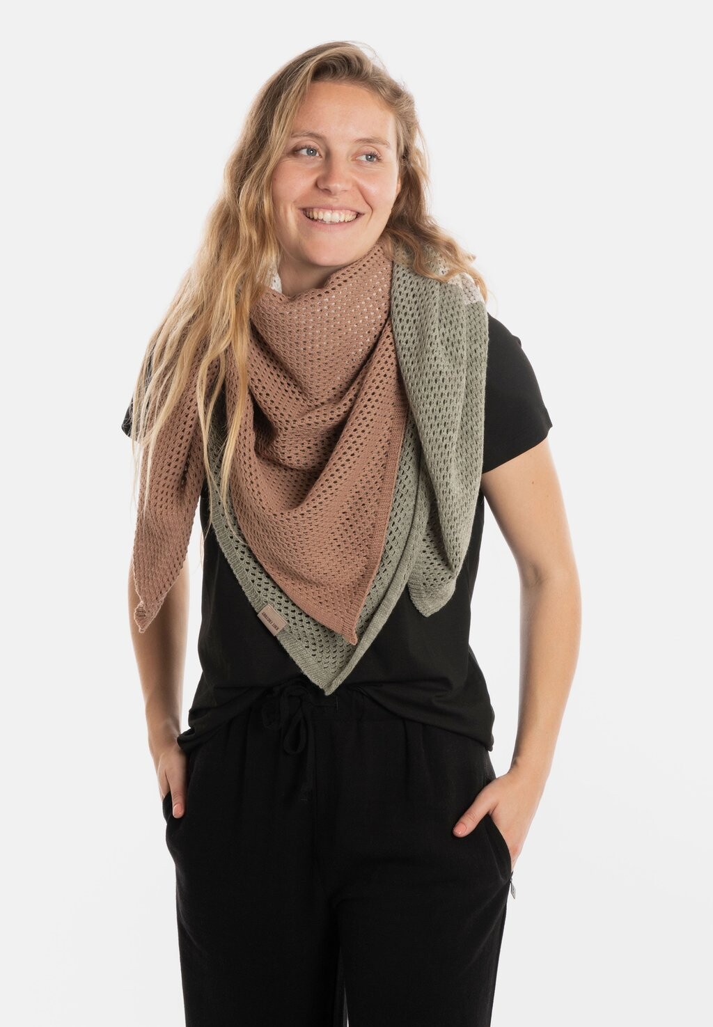 

Шарф Knit Factory, темно-зеленый