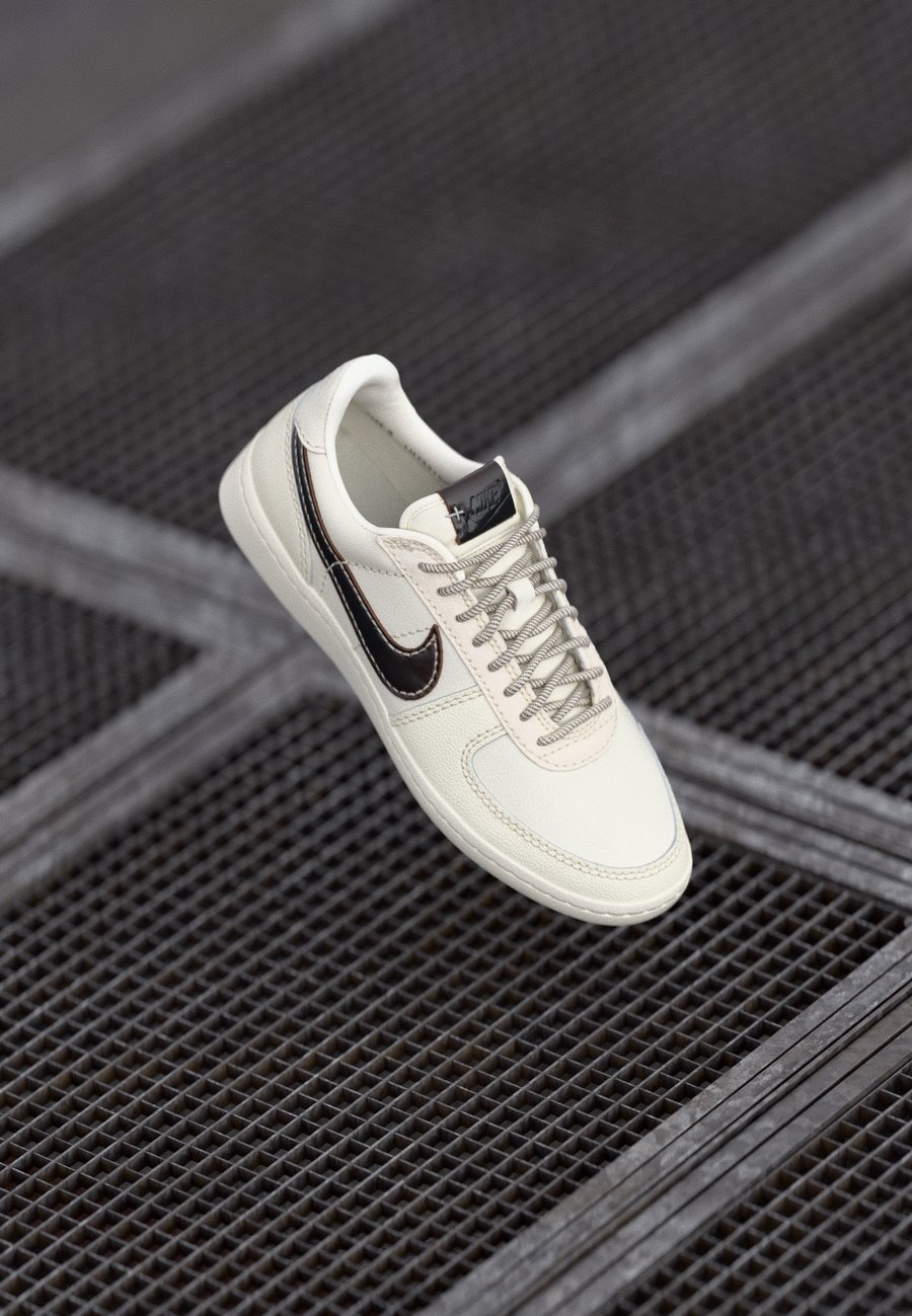 

Кроссовки Nike Sportswear FIELD GENERAL, Soft Pearl/Fauna Brown/Off-White