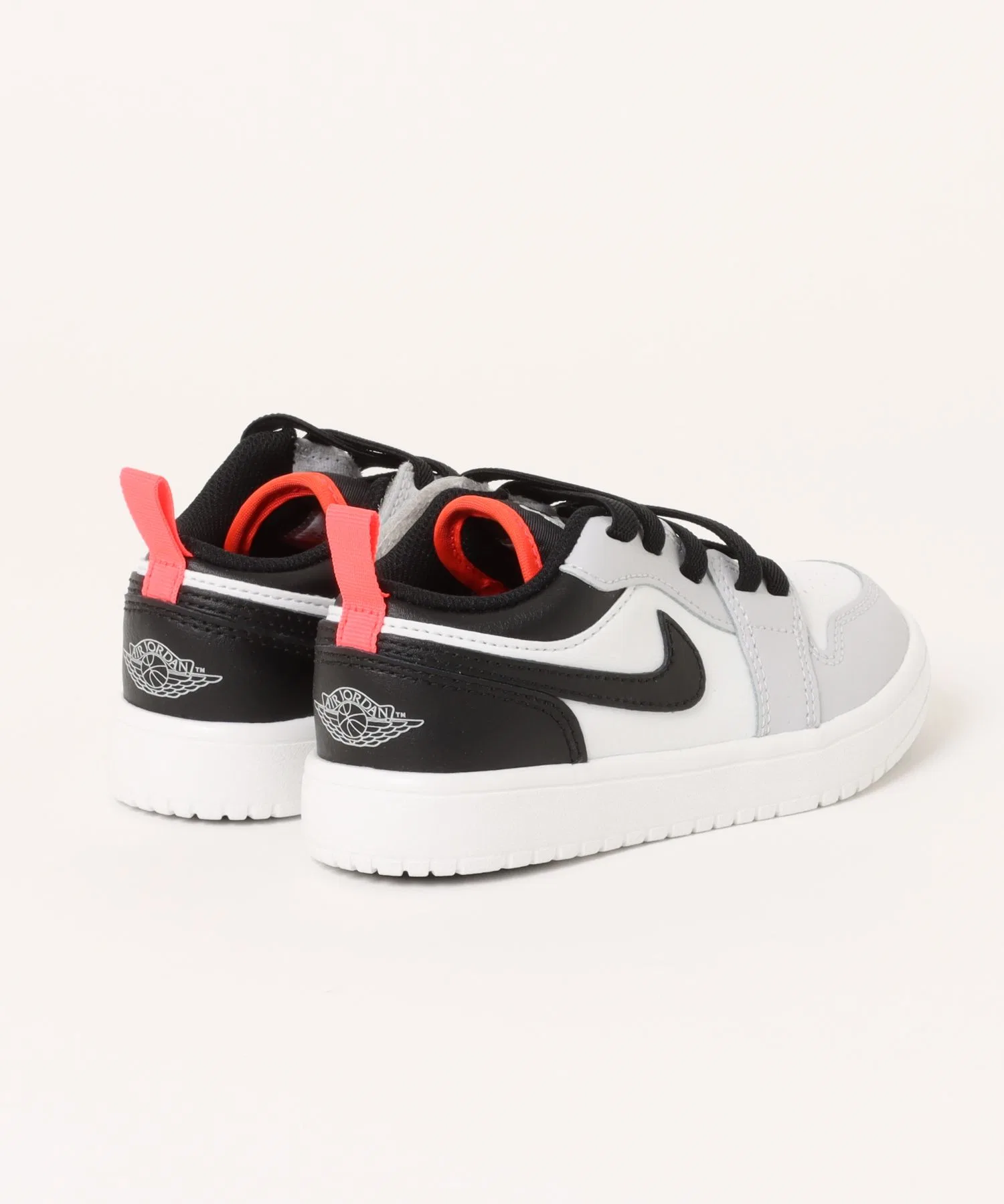 Детские кроссовки JORDAN BRAND 1 LOW ALT (PS) — фото 2