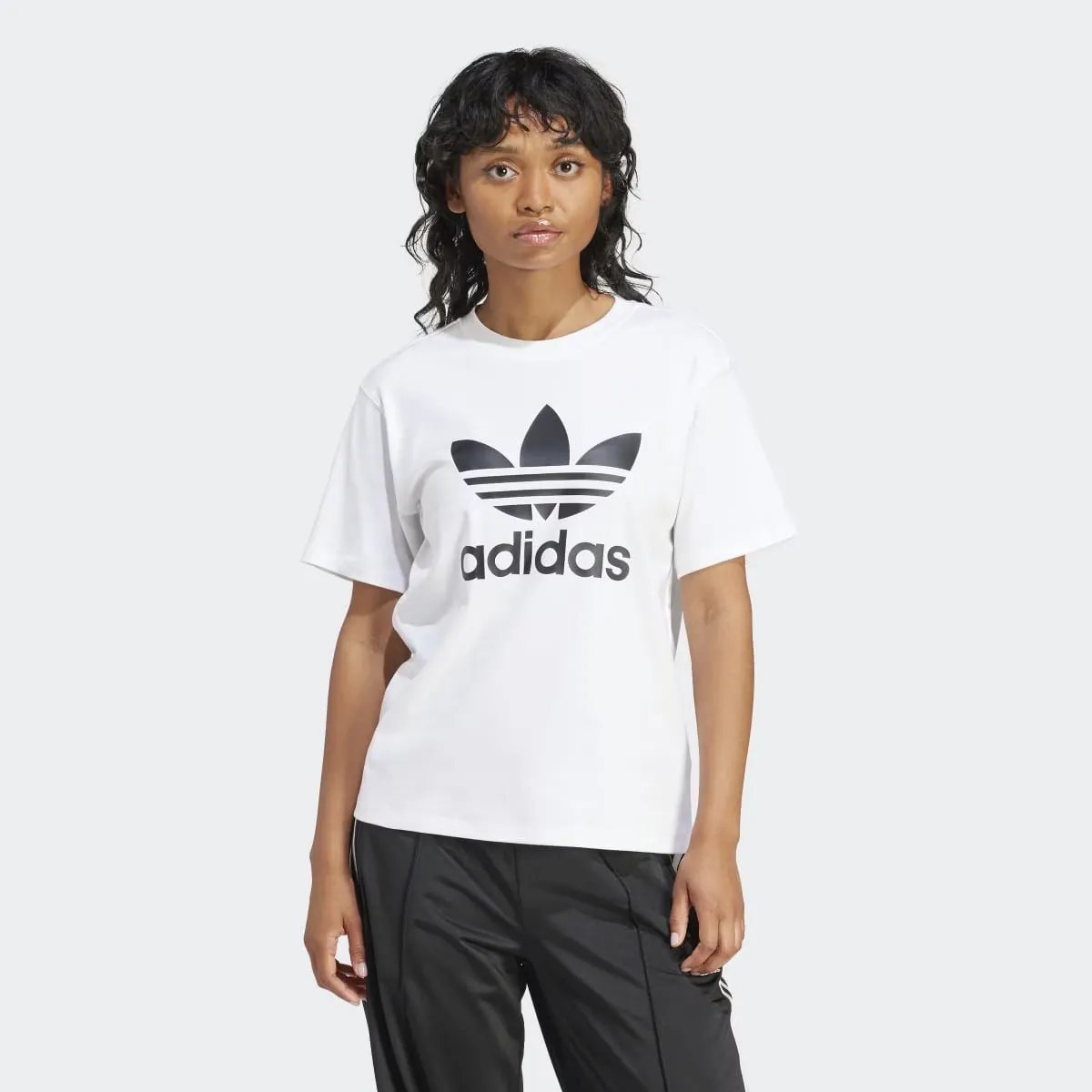 

Женская футболка с трилистником Adidas Originals, белый/черный