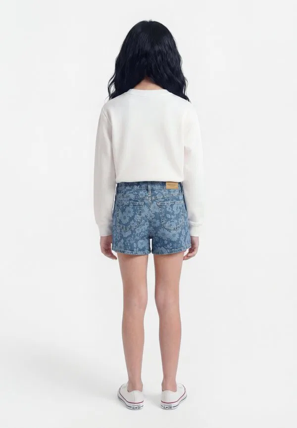 Свободные джинсовые шорты с цветочным принтом Abercrombie & Fitch, Floral Blues — фото 2
