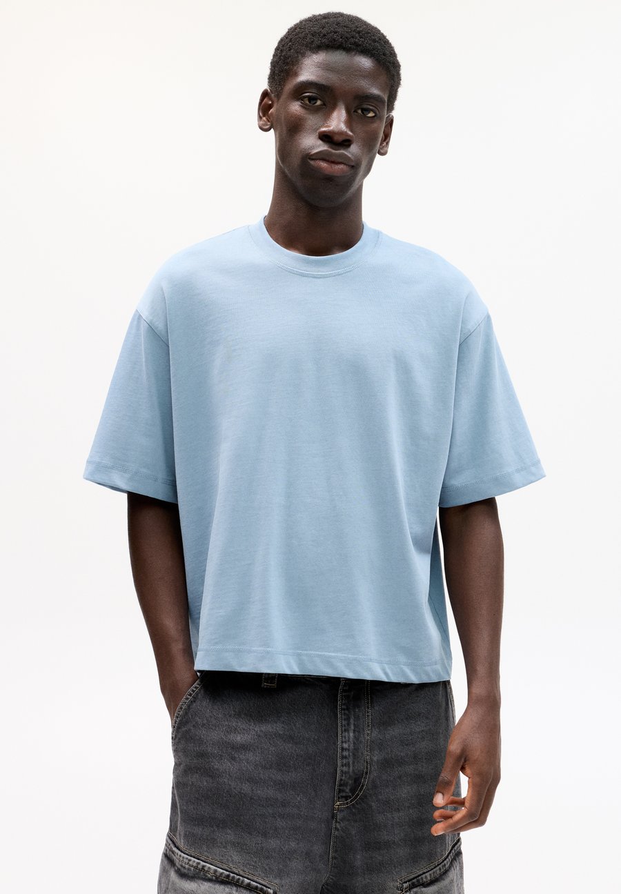 

Футболка PULL&BEAR CROPPED, Light Blue