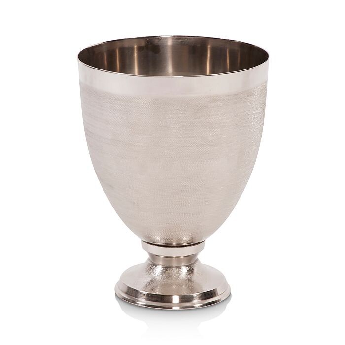 

Howard Elliott Текстурированная серебряная металлическая большая ваза-бокал, серебряный