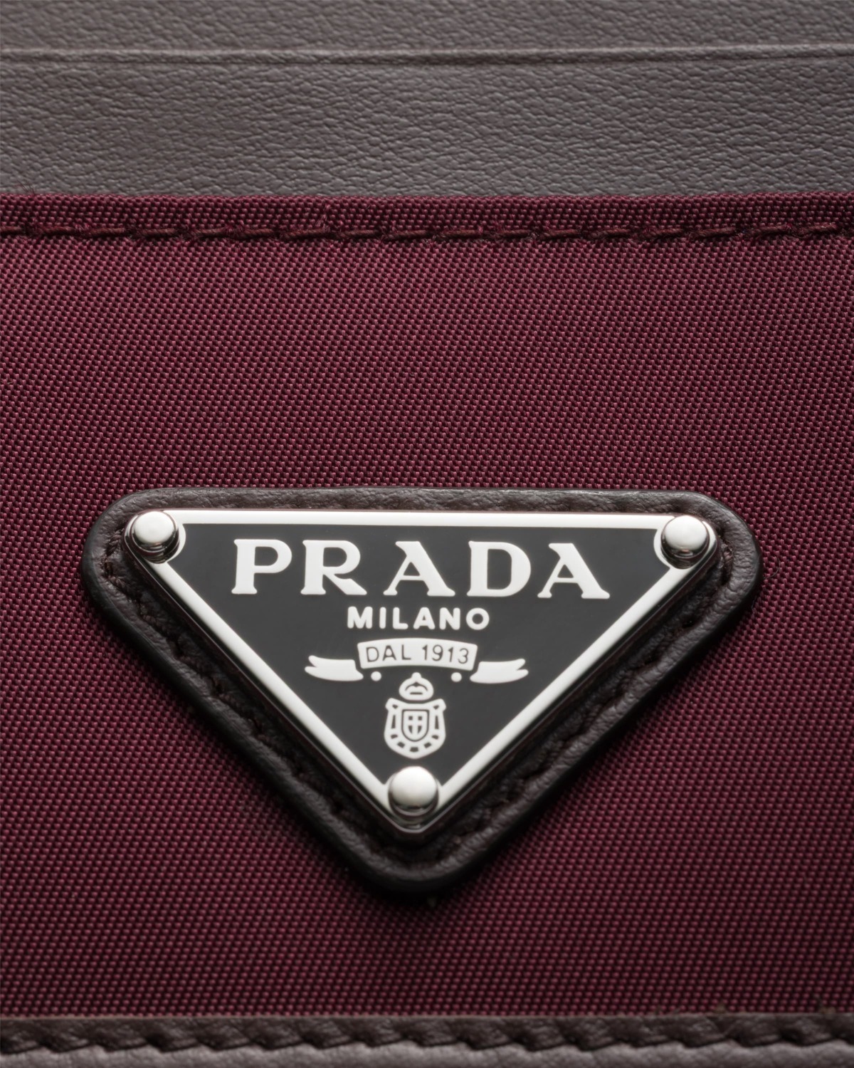 Держатель для карточек Prada Speedrock из Re-Nylon и кожи Prada, бордовые — фото 2