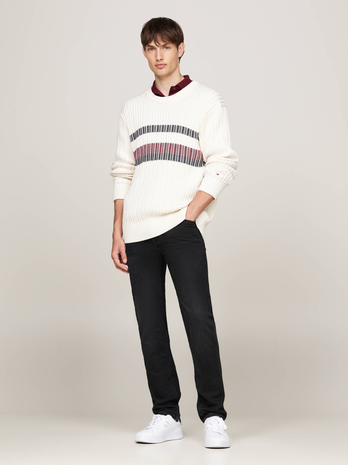 Джинсы Tommy Hilfiger Bleecker Slim Fit, черный — фото 2