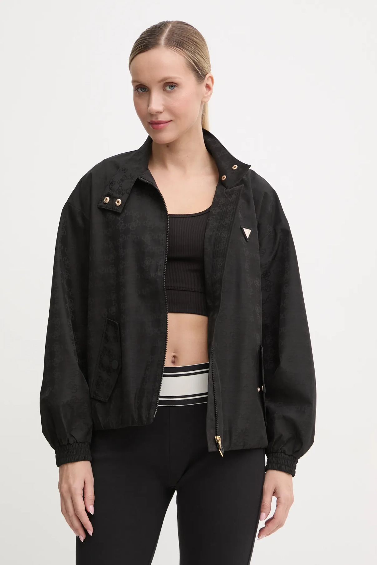 

Куртка Guess, черный