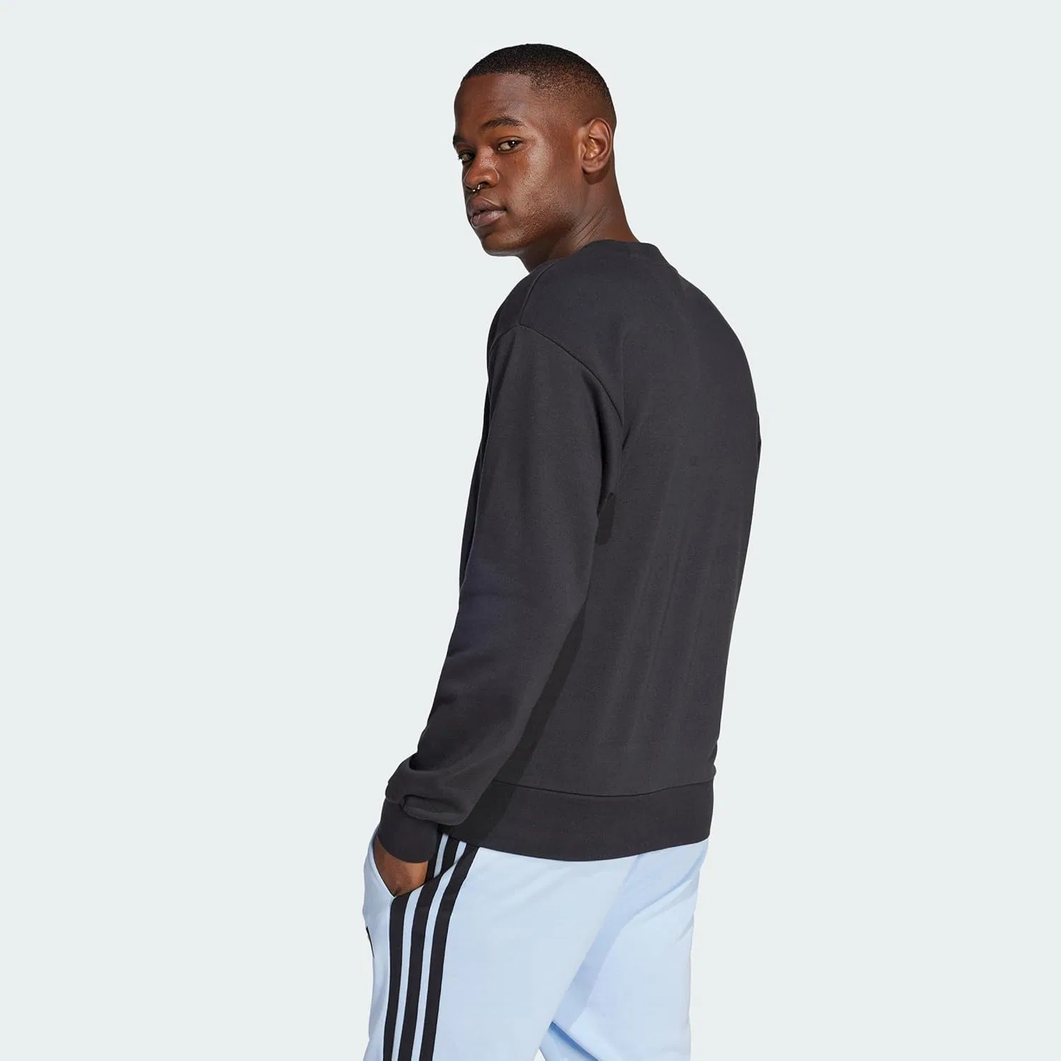Спортивный костюм adidas Essentials Big Logo French Terry для мужчин (1 шт.) — фото 4