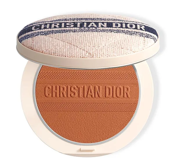 

Бронзер с хорошим эффектом для лица Forever Natural Bronze Edición Limitada Dior, цвет golden bronze