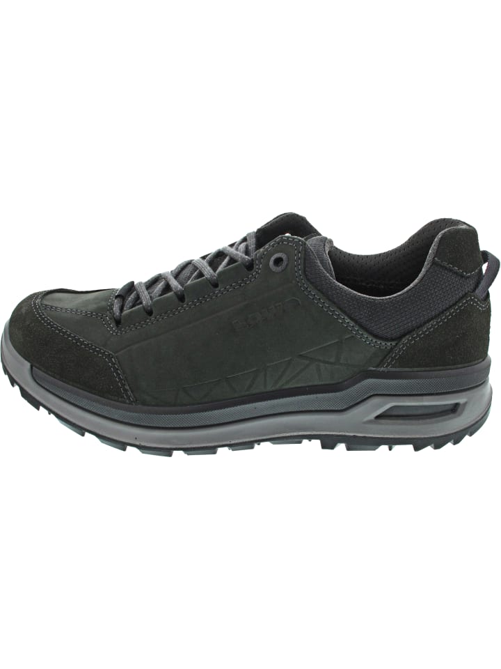 

Походные ботинки серые LOWA