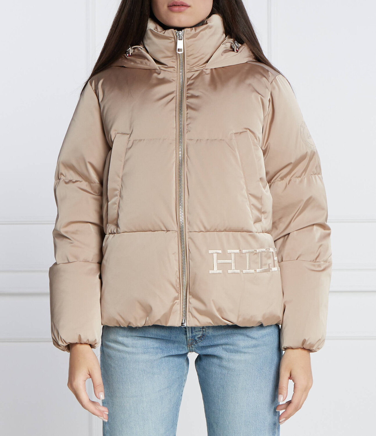 

Куртка Tommy Hilfiger SATEEN Regular Fit, бежевый