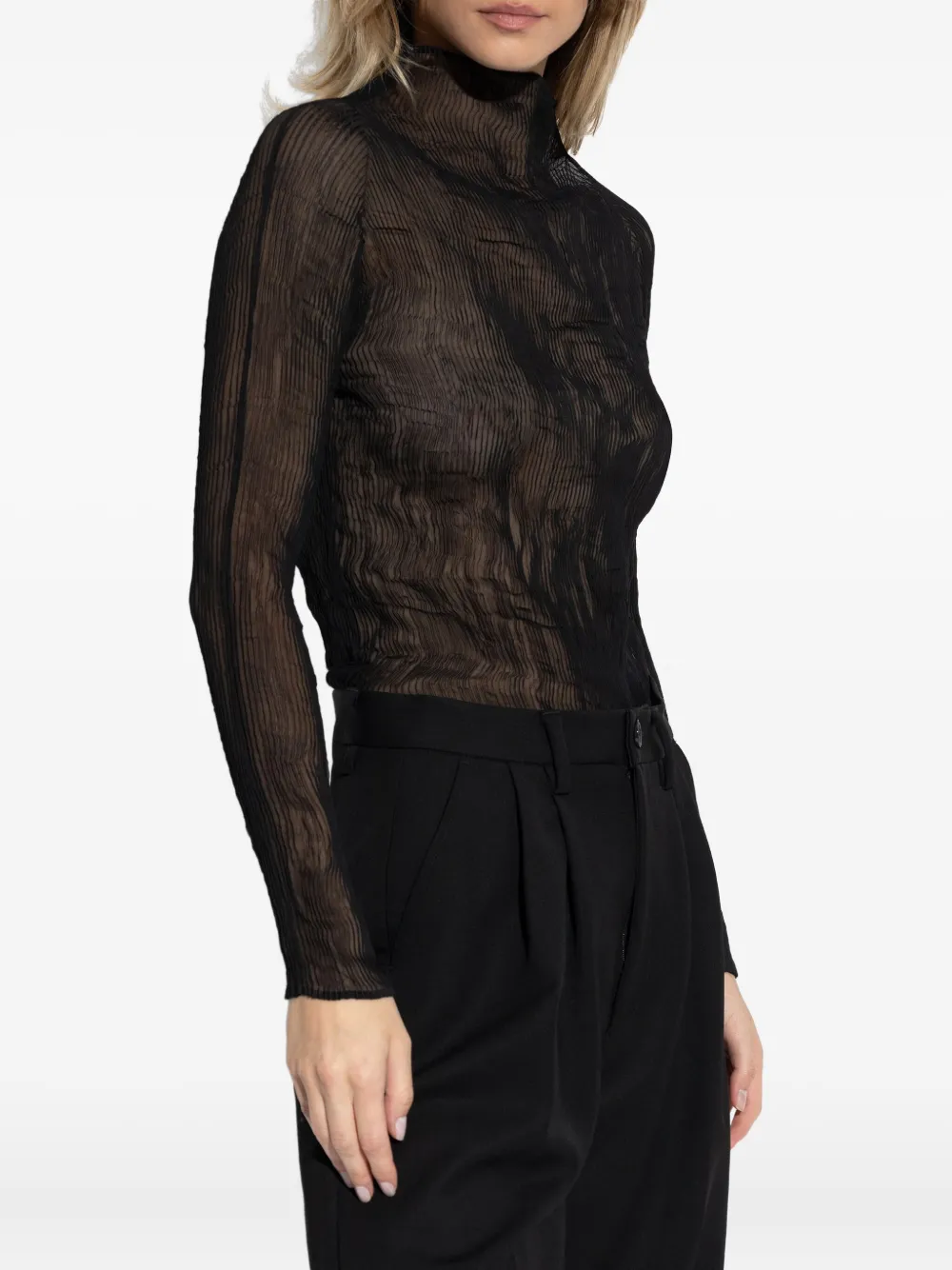 

Топ с высоким воротом и длинными рукавами Issey Miyake, черный