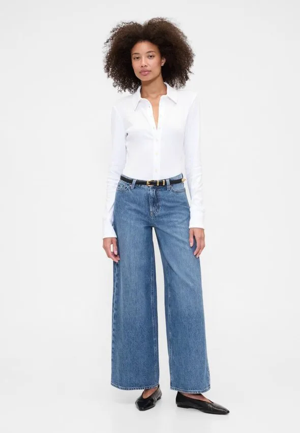 Широкие широкие штанины свободного кроя Gap, Medium Wash — фото 2