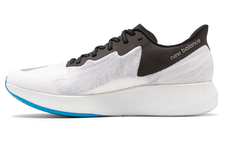 

Кроссовки New Balance NB FuelCell для женщин