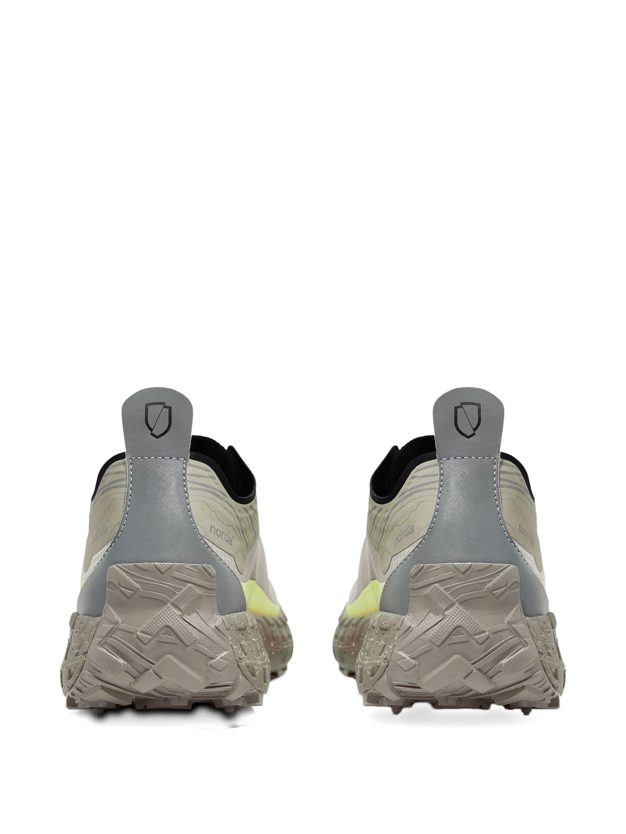 

Кроссовки на шнуровке Norda, серый