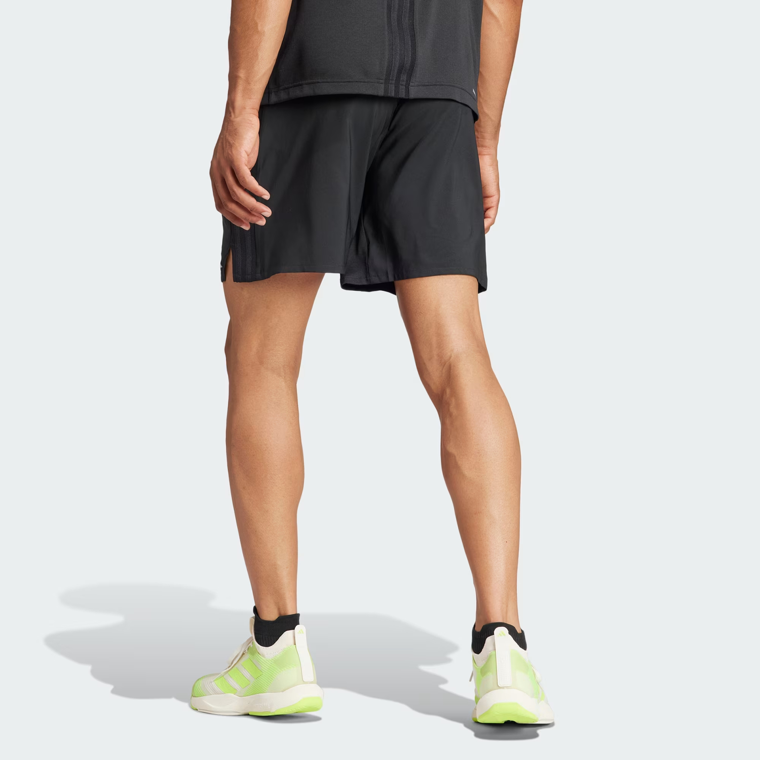 Хлопковые шорты для тренировок Hiit с тремя полосками Мужские черные Adidas — фото 4