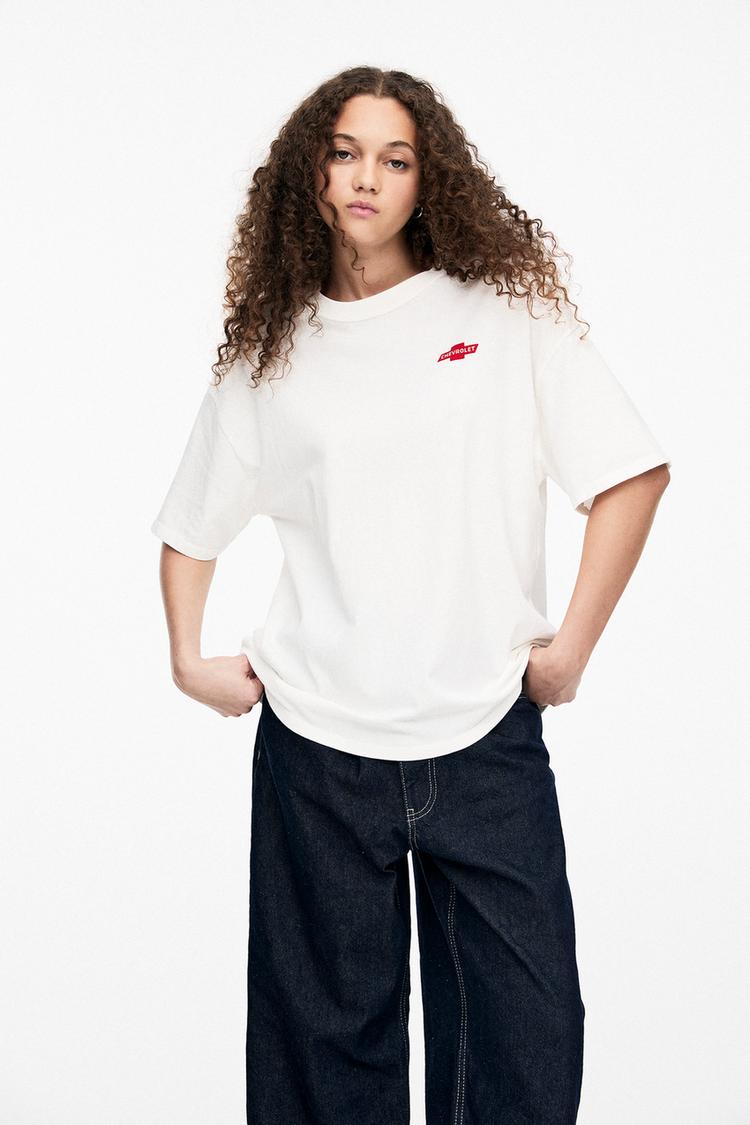 

Футболка Шевроле Pull And Bear, белый