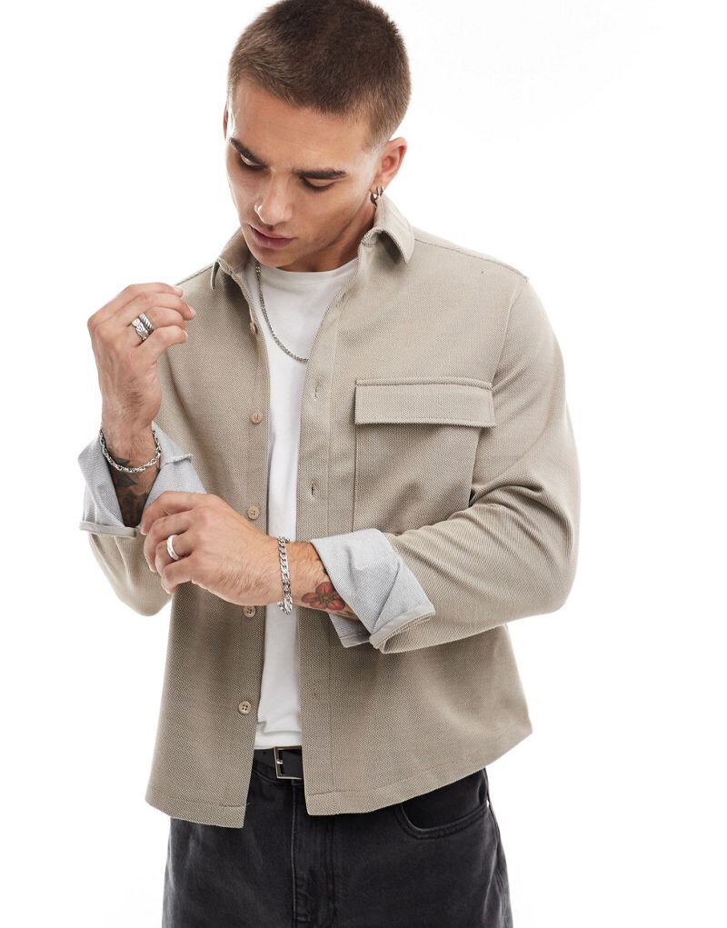 

ASOS DESIGN — фактурная эластичная рубашка свободного кроя овсяного цвета