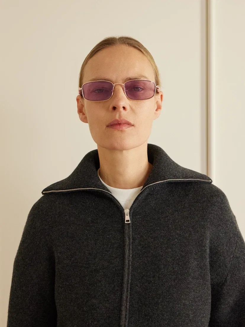 Прямоугольные солнцезащитные очки в бамбуковой оправе из металла Gucci Eyewear, розовый — фото 2