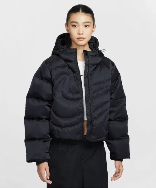 Женская пуховая куртка Nike Therma-FIT Oversized Down Puffer Jacket, чёрная