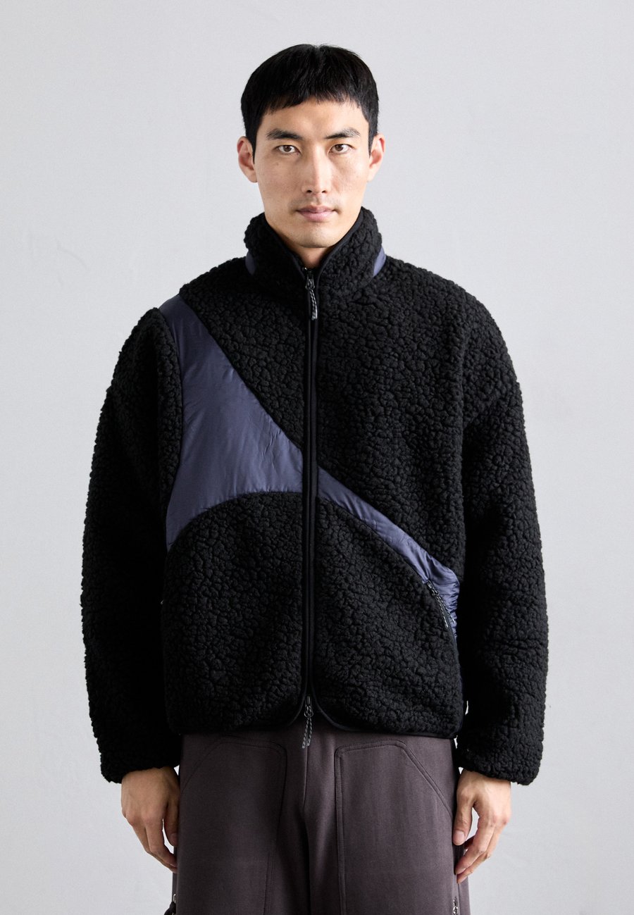 

Флисовая куртка A-COLD-WALL* ZONAL , Oynx/Black