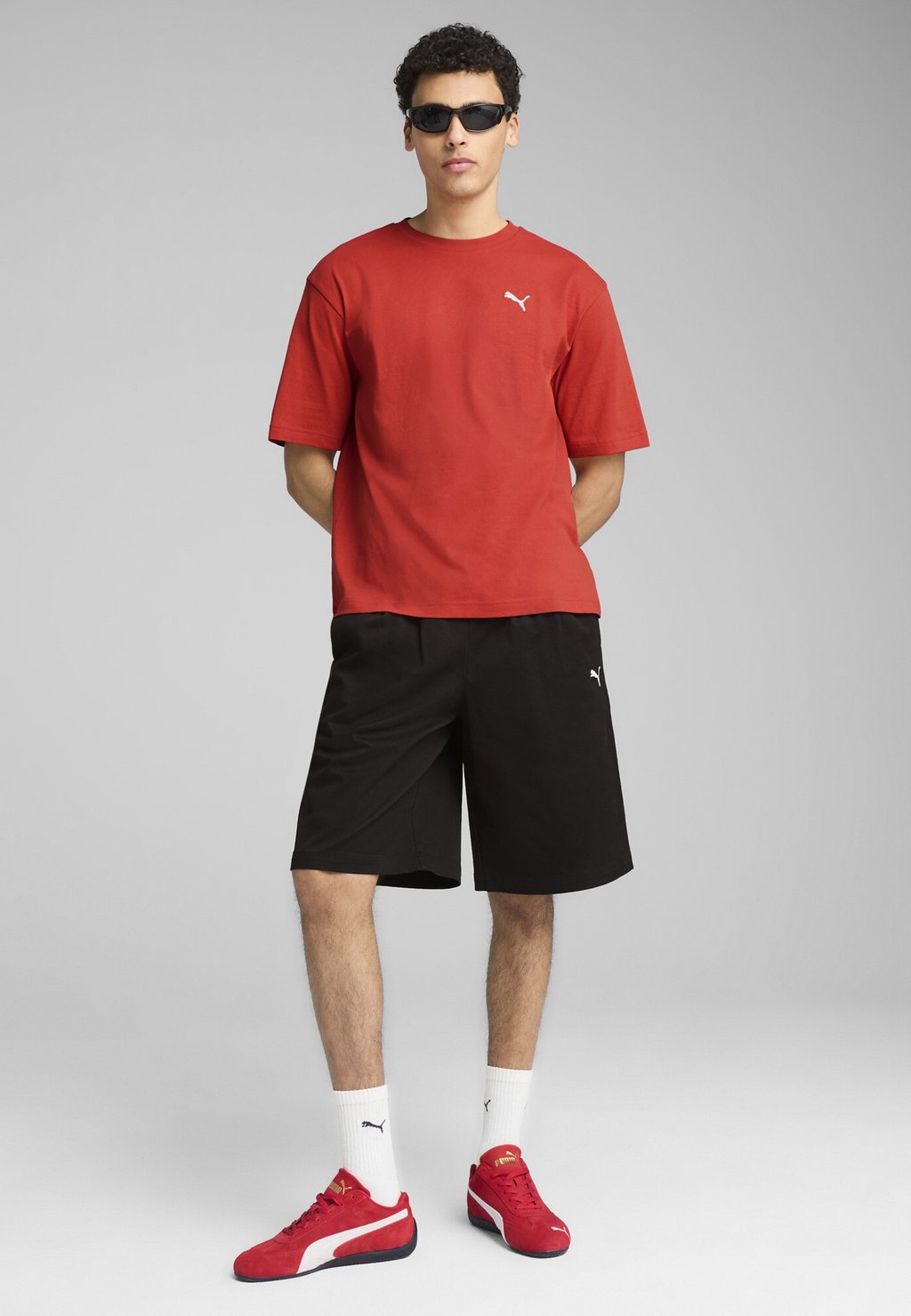 

Базовая футболка WARDROBE TEE Puma, красный