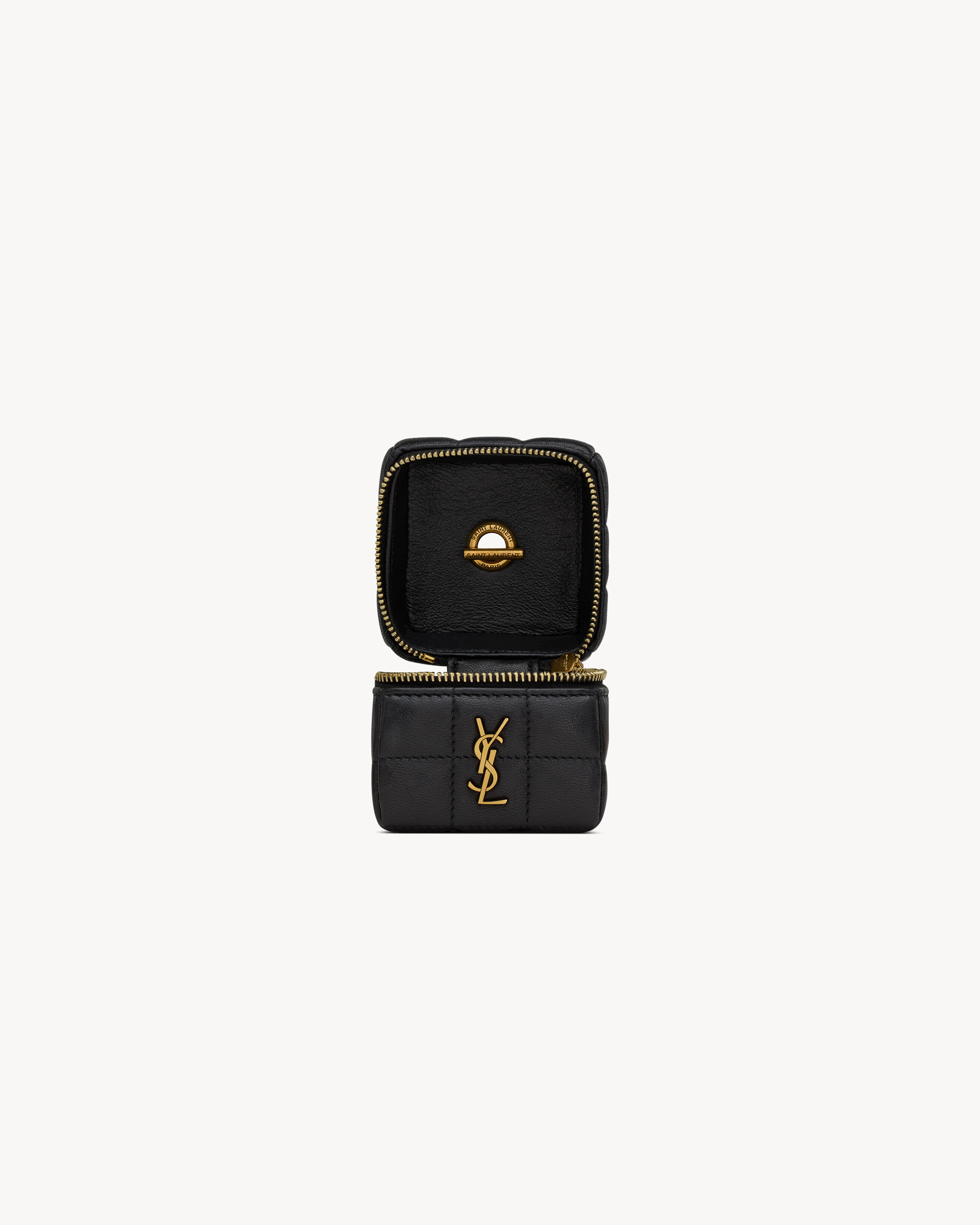 Мини-куб CASSANDRE MATELASSE CARRE на цепочке из ягнячьей кожи Saint Laurent, черный — фото 4