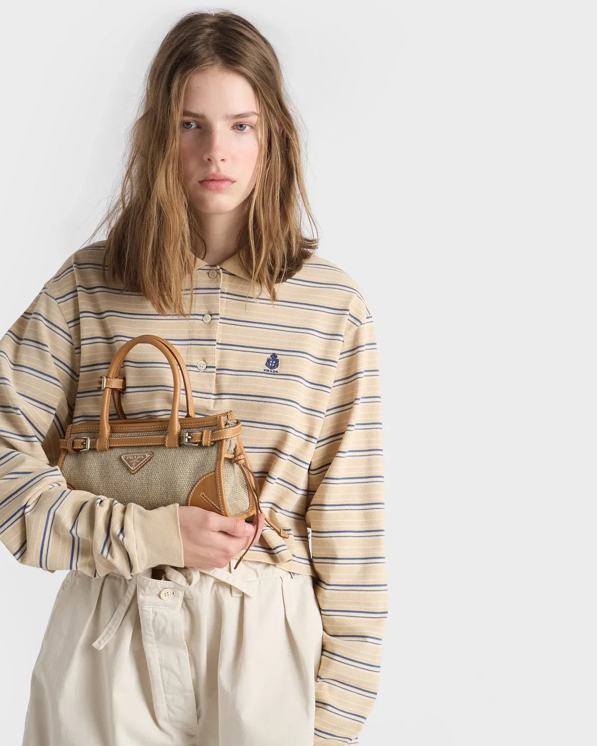Маленькая льняная и кожаная сумка Prada Bonnie, бежевый — фото 2