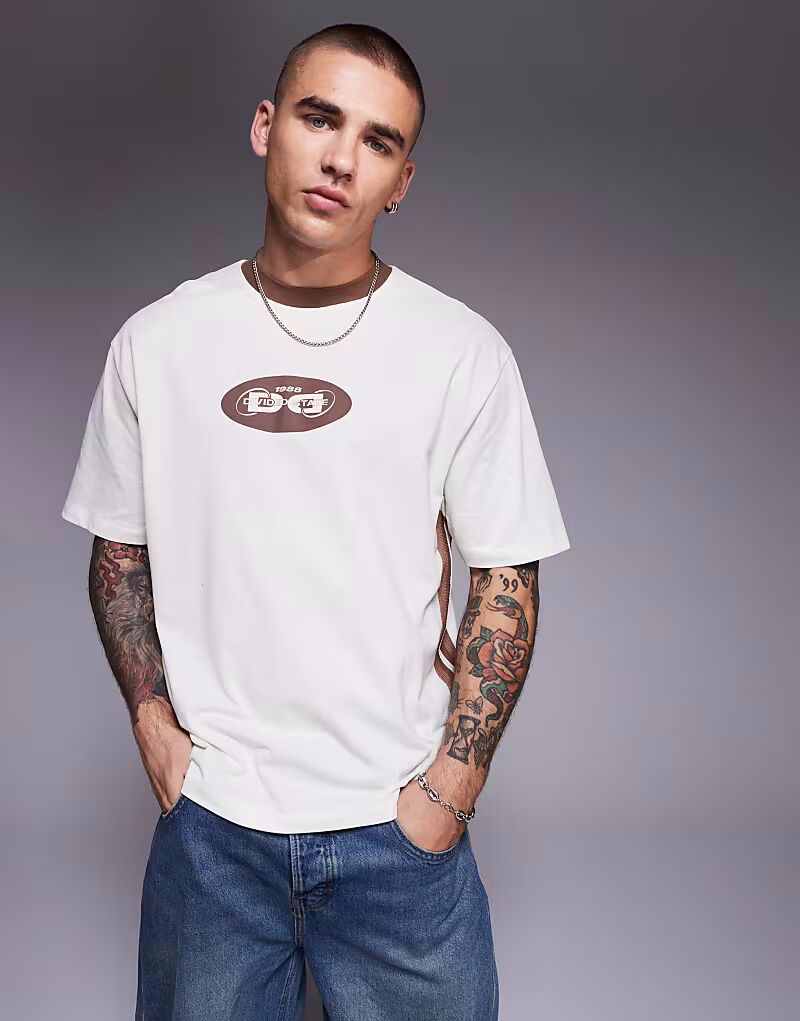 

Футболка свободного кроя ASOS DESIGN со вставками и текстовой графикой из кремового пике