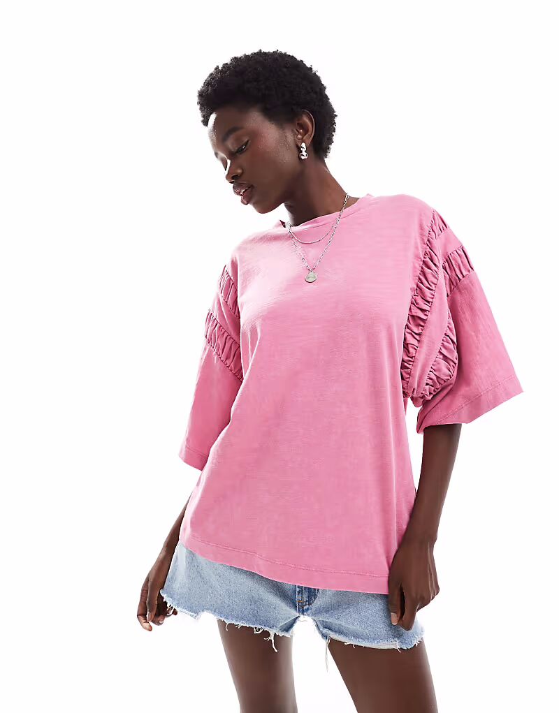 

Футболка ASOS DESIGN свободного кроя с присборенными рукавами розового цвета