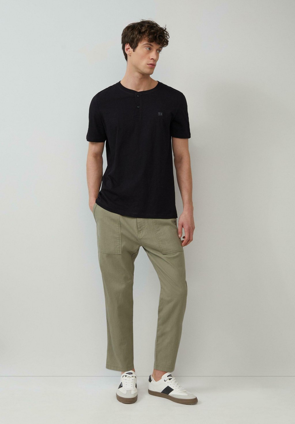 

Базовая футболка HENLEY s.Oliver, черный