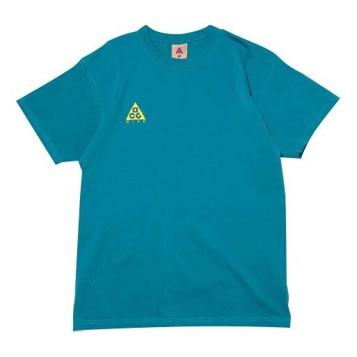 

Футболка acg small logo casual short sleeve green Nike, зеленый