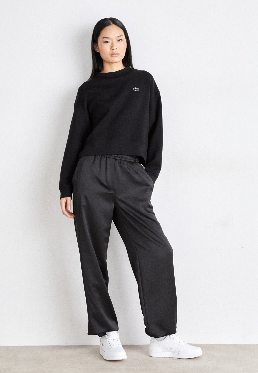 Толстовка Lacoste, черная, Oversize — фото 2