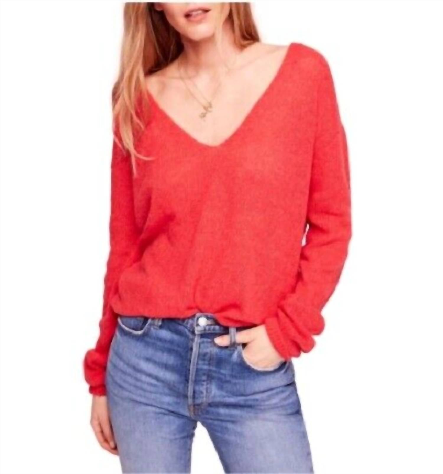 

Коралловый вязаный свитер Gossamer с V-образным вырезом красного цвета Free People