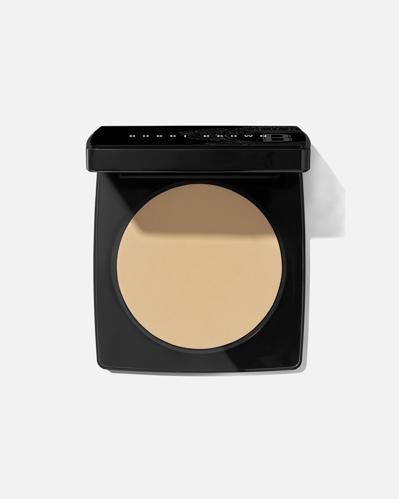 

Компактная пудра Sheer finish pressed powder Bobbi Brown, soft sand, 9 гр