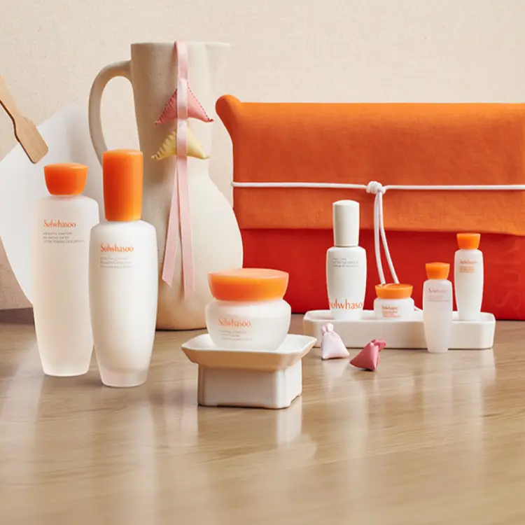 Наборы для ухода за кожей XUEHUAXIU Stretch Skincare Sets: увлажняющие и питательные средства (вода 150 мл + 15 мл + эмульсия 125 мл + 15 мл + крем 50 мл + 5 мл + сыворотка 15 мл) Sulwhasoo, water 150ml+15ml+emulsion 125ml+15ml+cream 50ml+5ml+se... — фото 2