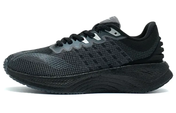 

Кроссовки женские YueYing Low-top, черные Lining