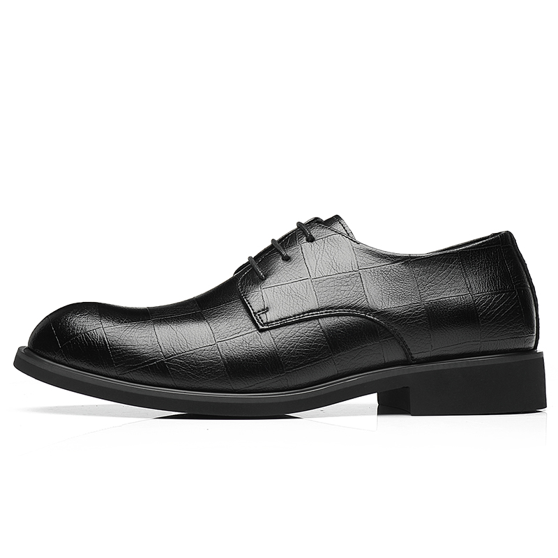 

Мужские туфли Шаньпицзян черные с низким верхом и ажурными деталями