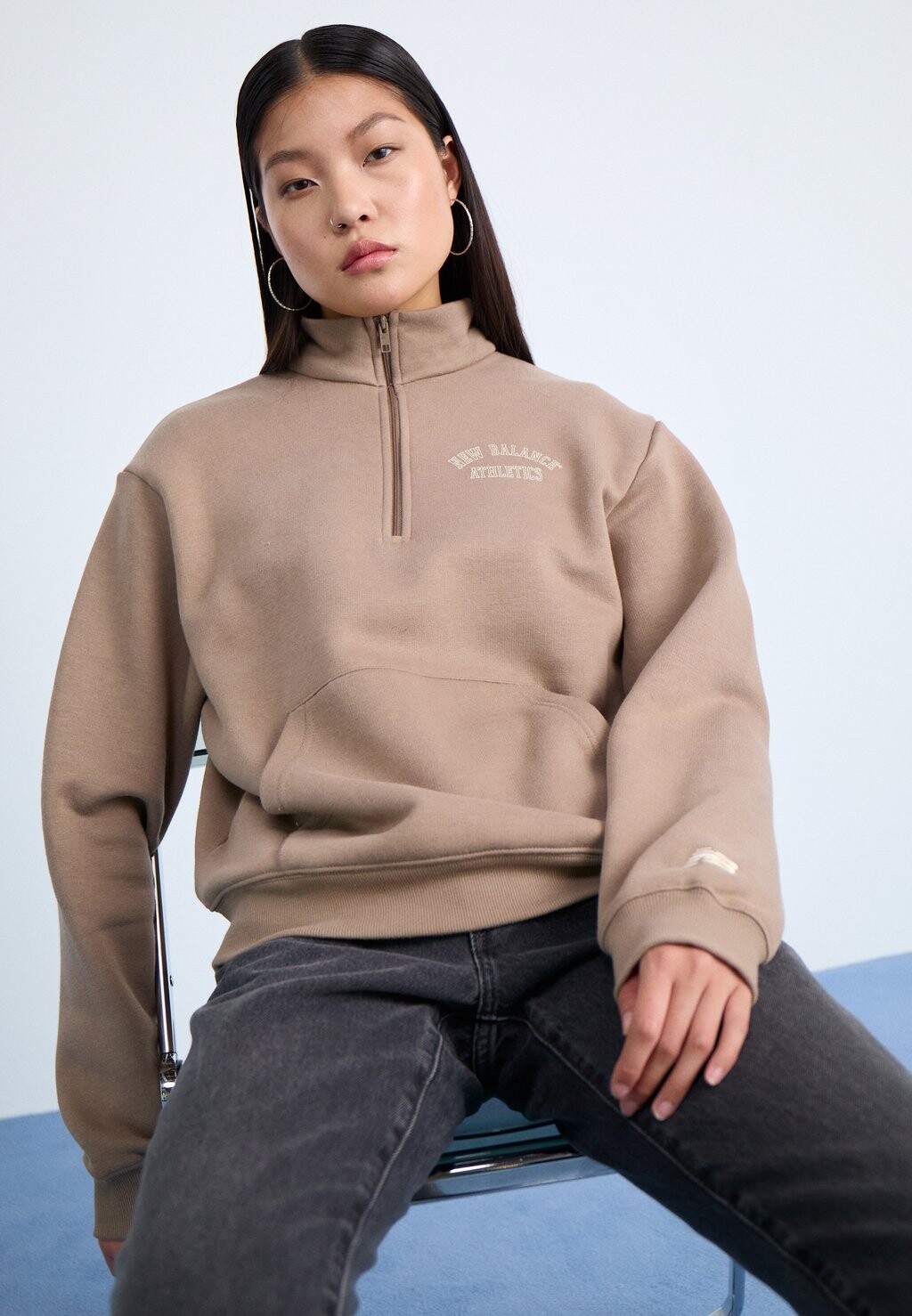 

Свитер Graphic Quarter Zip New Balance, гриб