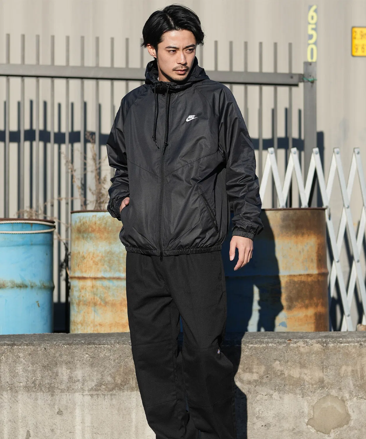 Куртка-ветровка Nike AS M NK WR LND JKT 26, чёрная — фото 4