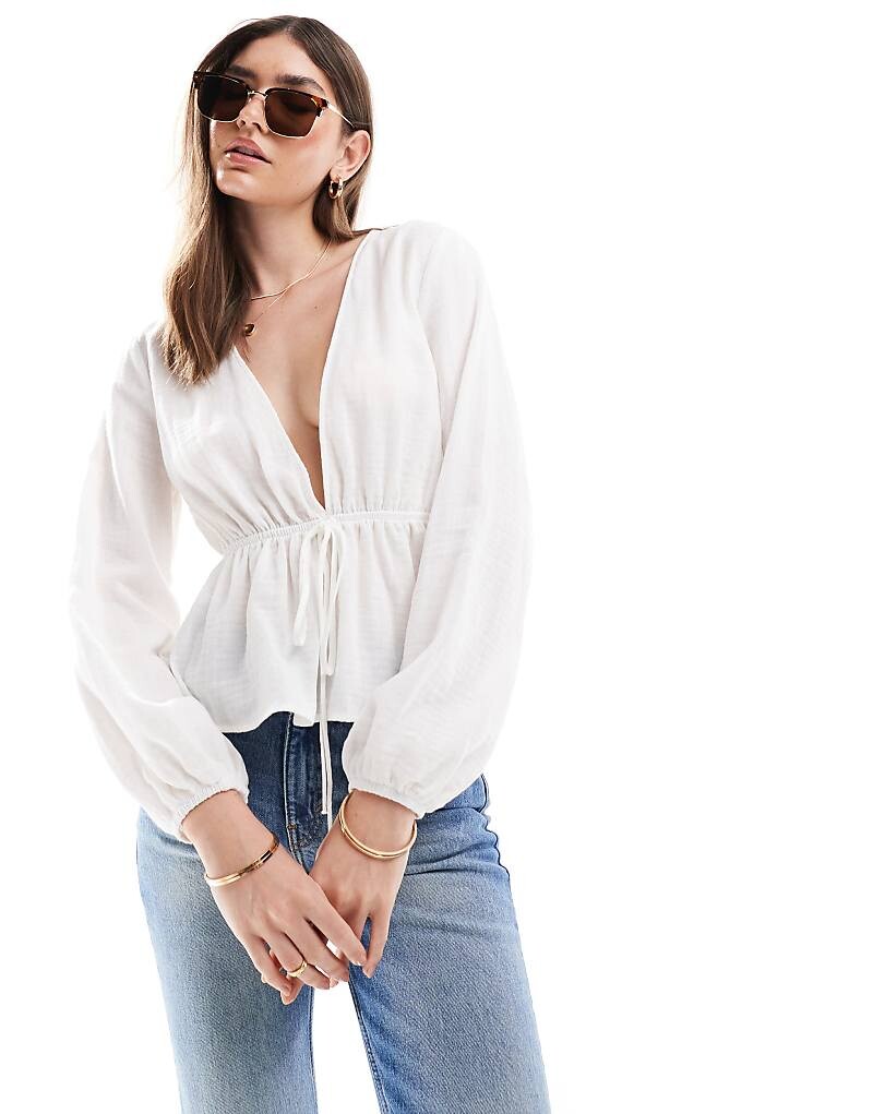 

ASOS DESIGN – Белый укороченный топ с длинными рукавами из плотной ткани с завязками