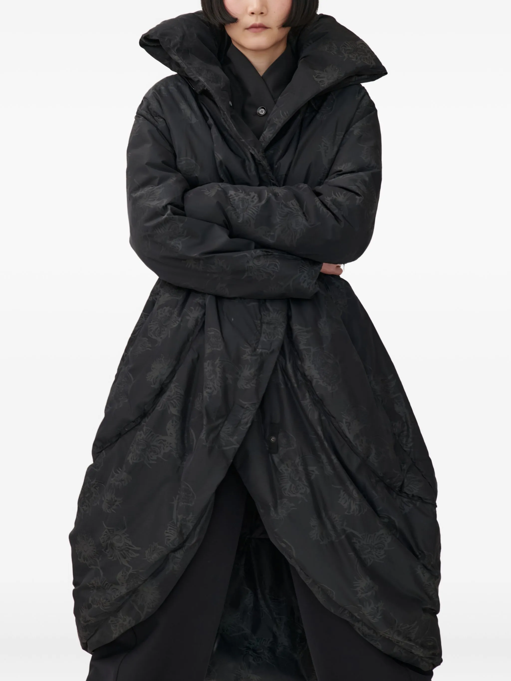 

Пальто Amba с капюшоном и цветочным принтом Annette Görtz, черный