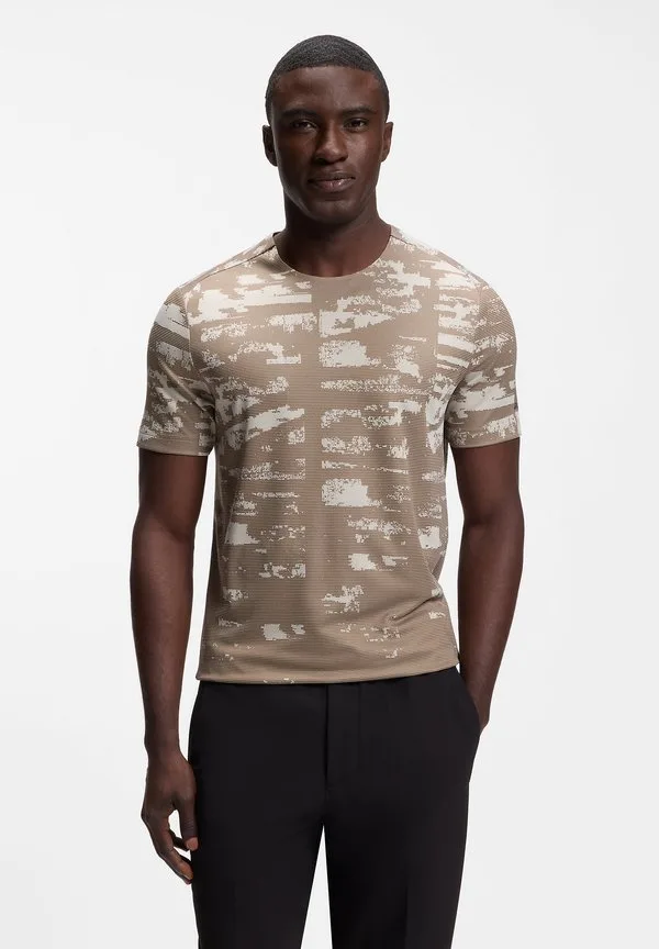 Спортивная футболка active repeat Boss, Light/Pastel Green
