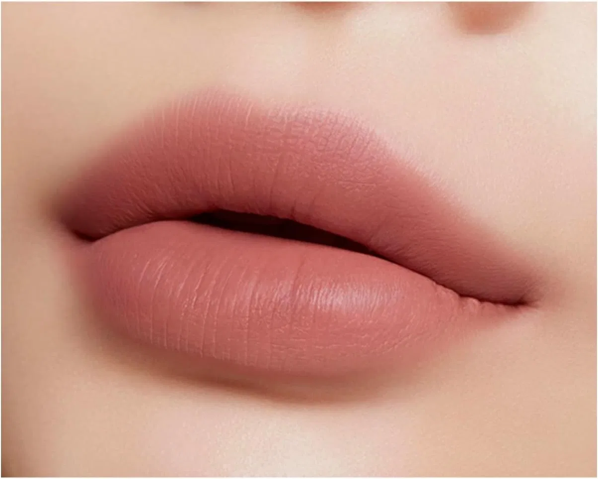 Губная помада Sensual Soft Matte Nude Drip Makeup For Ever 101 — фото 3