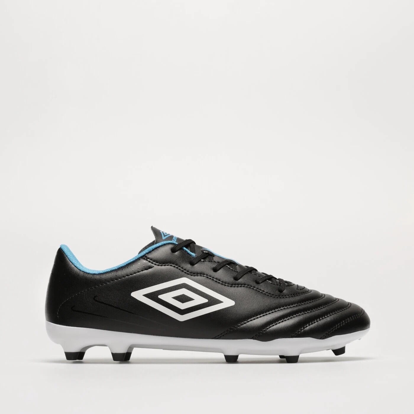 

Бутсы Umbro Tocco III League, черный / синий
