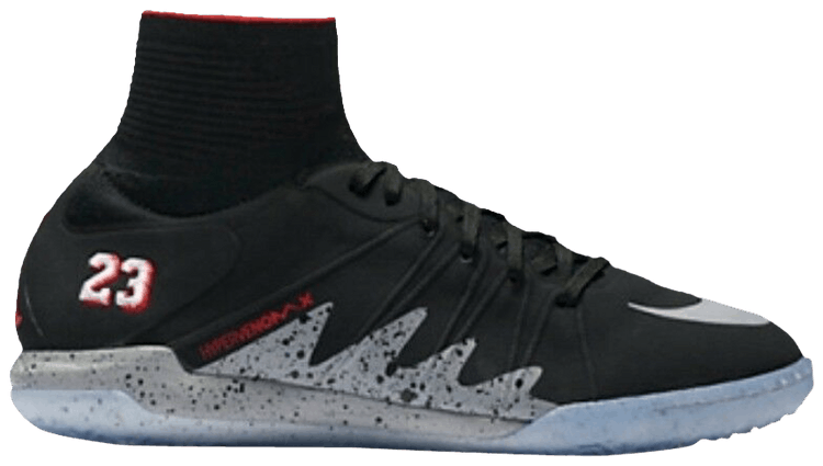 

Кроссовки Nike HypervenomX Proximo NJR IC JR 'Black Cement', черный