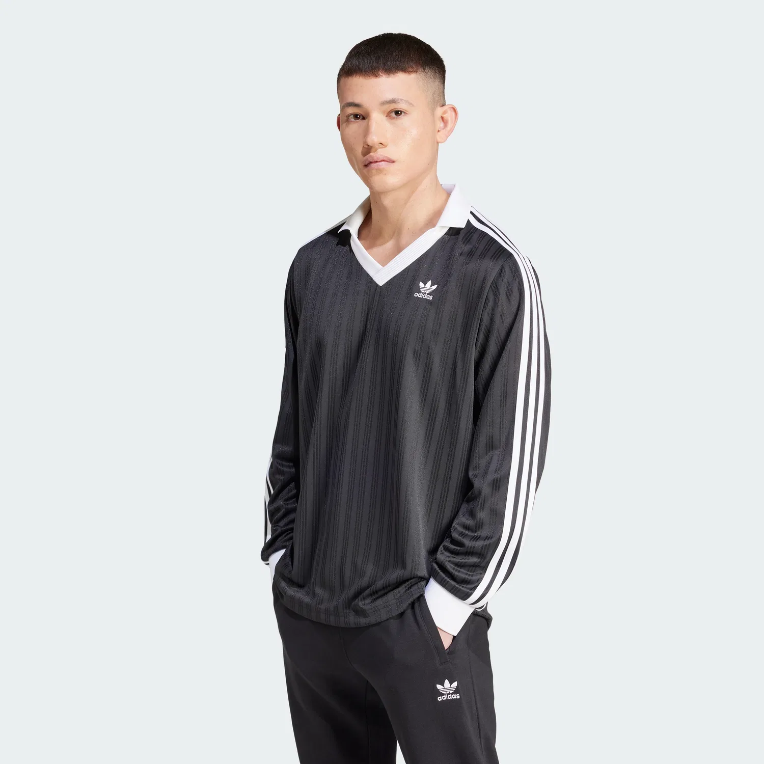 Мужская футболка-поло с длинным рукавом Adicolor Pique Football чёрного цвета от Adidas — фото 2
