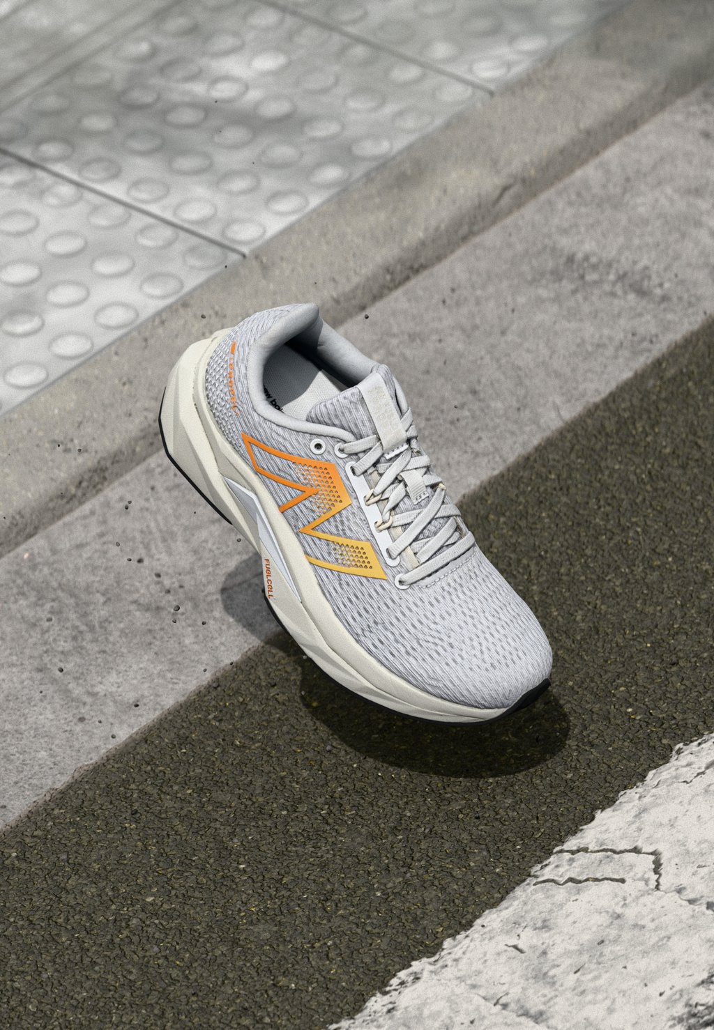 Обувь для бега FUELCELL PROPEL New Balance, белый